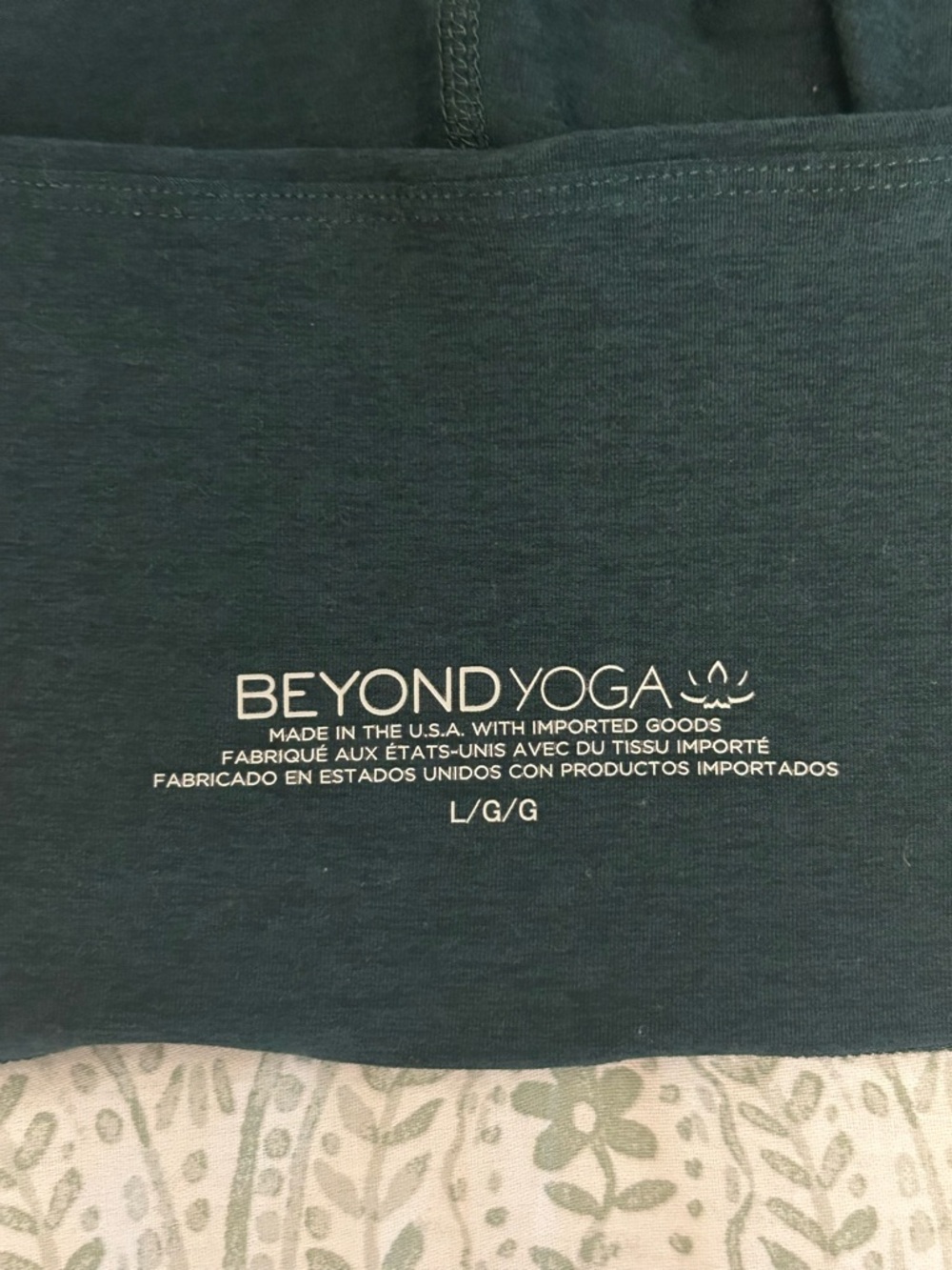 Beyond Yoga spaced leggings in Large - Picture 7 of 7